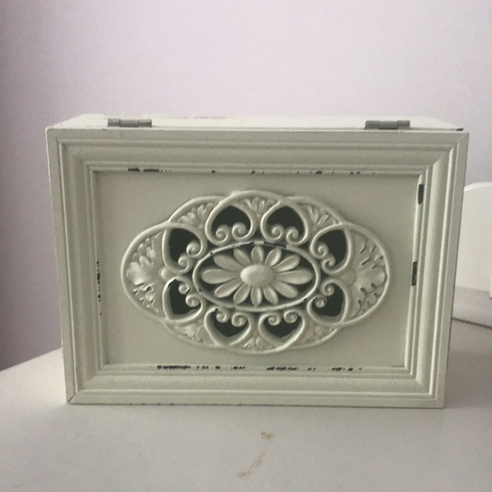 Antique white decorative box